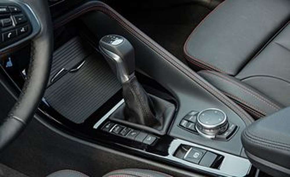 BMW разрабатывает «робот» специально для переднеприводных моделей
