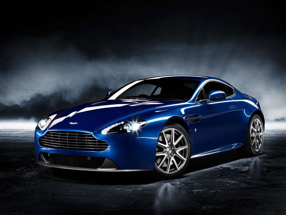 Британцы похвастались купе Aston Martin