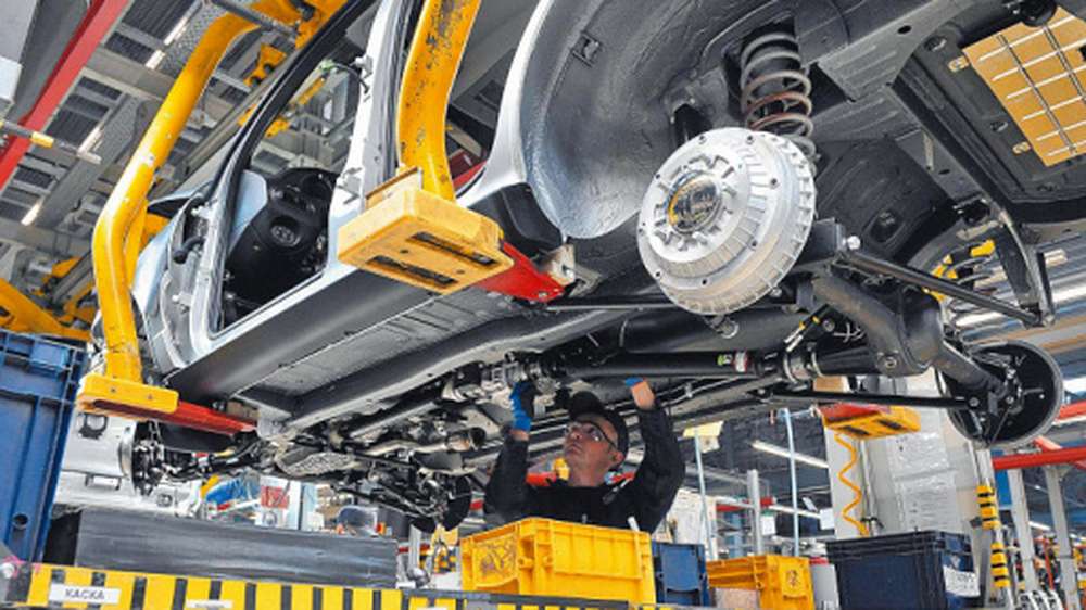 АвтоВАЗ теряет по 43 тысячи рублей на каждом автомобиле