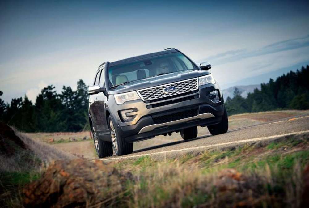 Ford Explorer Platinum 2015 года