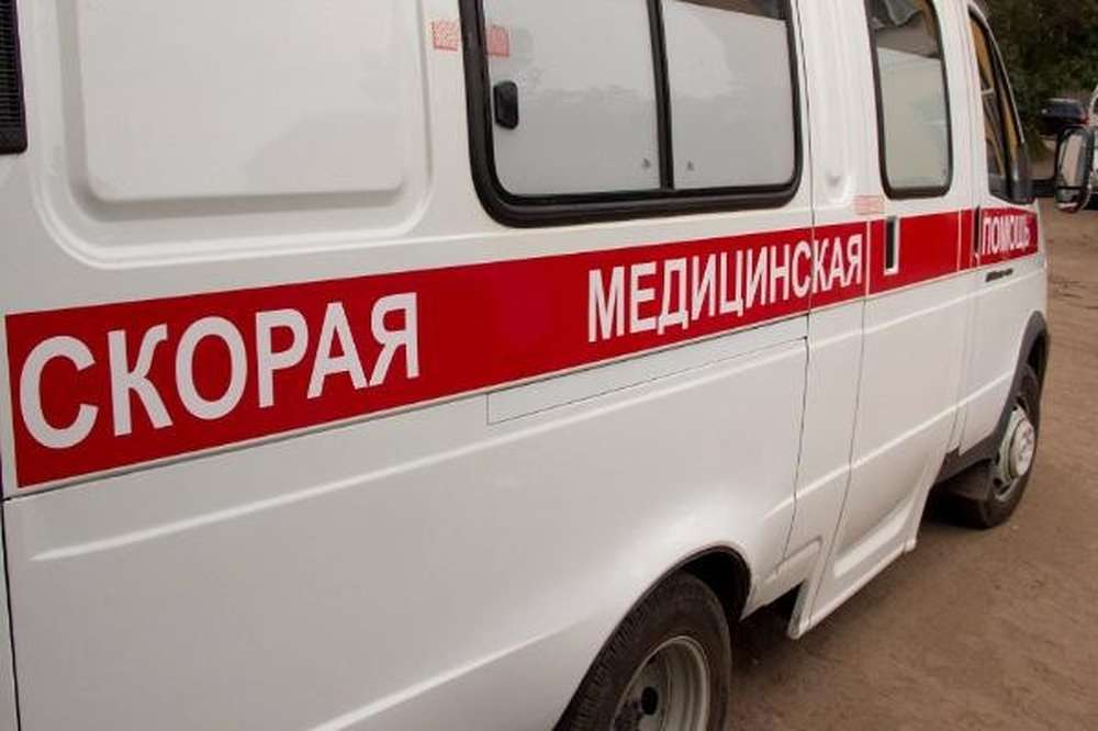 Шесть человек пострадали при столкновении автобуса и автомобиля на Кубани