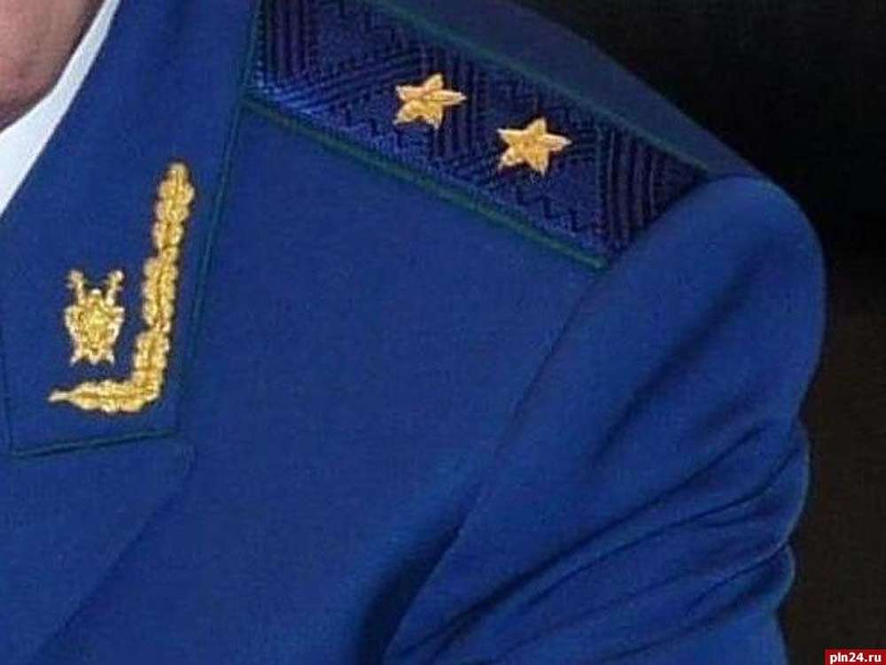 Нетрезвого сотрудника прокуратуры задержали в Пскове за рулем «Вольво»