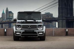 В Кувейте Mercedes-Benz G65 AMG застрял в траншее во время попытки водителя попрактиковаться в езде по бездорожью