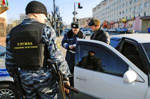 Полицейские лично навестят водителей-должников