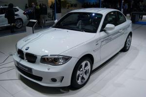 BMW приступила к уничтожению прототипов электрического купе ActiveE, аккумуляторы которых будут использованы повторно