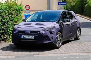 Компания Hyundai готовит фэйслифтинг для i30