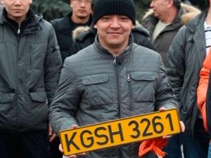 С владельцев киргизских авто в Алматы требуют по 100 тысяч тенге