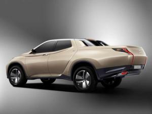 Mitsubishi и Fiat договорились о выпуске пикапов