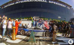 Команда Ganassi в упорной борьбе выиграла гонку USCC в Остине