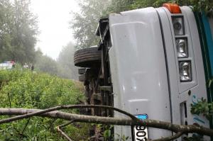 Под Петербургом экскурсионный автобус с детьми попал в ДТП