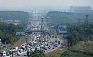 Автомобилисты вдыхают в 15 раз больше вредных выбросов, чем пешеходы