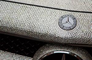 Mercedes-Benz CLS в стразах шокировал британцев