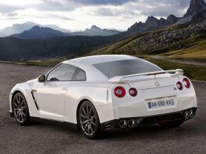 Nissan GT-R станет настоящим суперкаром
