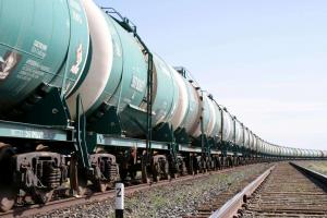 Казахстан будут спасать бензином из Азербайджана