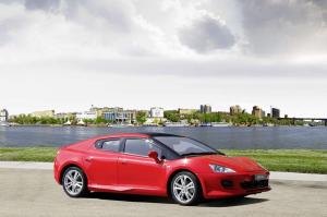 Ferrari отзывает 3 тысячи суперкаров из-за проблем с багажником