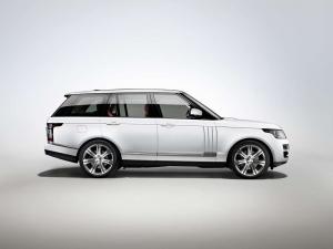 На Нюрбургринге подловили самый странный и дорогой Range Rover