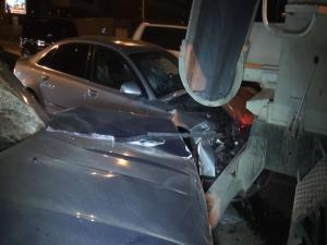 В Алматы Hyundai собрал в ДТП три автомобиля 