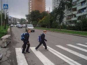В Иваново пьяный учитель на переходе сбил школьников
