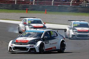 Хосе-Мария Лопес выиграл первую гонку WTCC в Аргентине