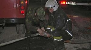 Пожар в Алматы: 5 авто сгорели на СТО 