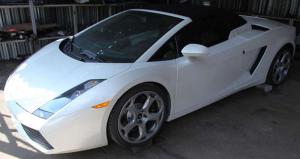 В продаже и Lamborghini Gallardo Spyder 