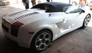 В продаже и Lamborghini Gallardo Spyder 