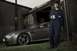Гай Мартин протестировал Aston Martin на трассе Турист Трофи