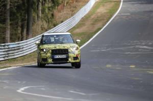 Шпионские снимки Mini Countryman 2016 года 