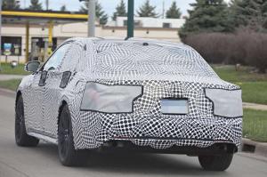 Шпионские снимки Lincoln Continental 2017 года 