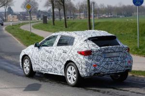 Шпионские снимки Infiniti QX30 2016 года 
