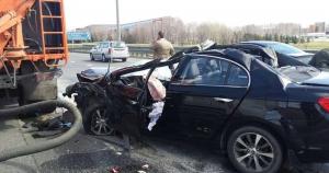 На МКАД Lifan врезался в МАЗ дорожников: пострадал водитель легковушки 