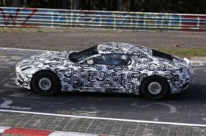 Шпионские снимки Aston Martin DB11 2017 года 