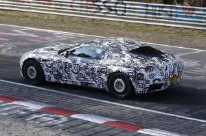 Шпионские снимки Aston Martin DB11 2017 года 