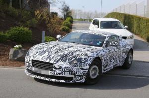 Шпионские снимки Aston Martin DB11 2017 года 