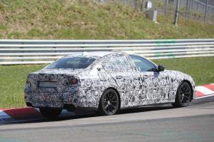 Шпионские снимки BMW 5-Series 2017 года 