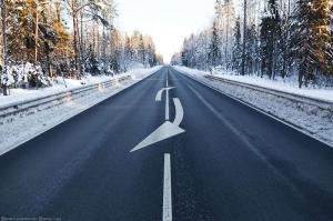 Казахстанские автолюбители по ночам вносят изменения в дорожную разметку