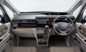 2015 Honda StepWGN 