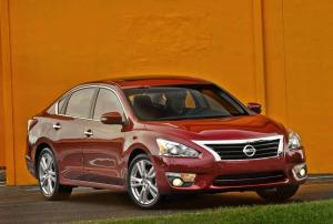 Объемы отзыва Nissan Altima увеличены