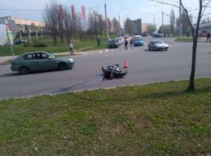 В Минске мотоциклист на Honda врезался в BMW
