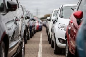 За 3 месяца россияне потратили на новые автомобили 427 млрд. рублей