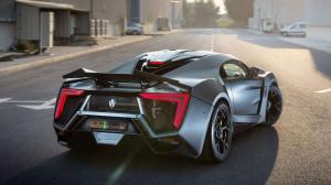 2015 W Motors Lykan Hypercar 