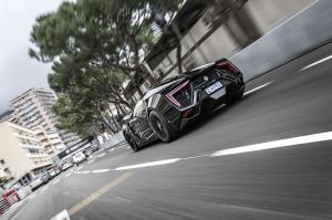 2015 W Motors Lykan Hypercar 