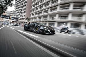 2015 W Motors Lykan Hypercar 