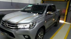 Первые снимки Toyota Hilux 2016 года 