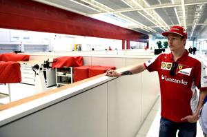 Кими Райкконен посетил новую базу Ferrari
