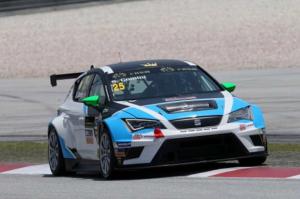 Стефано Комини выиграл вторую гонку TCR в Валенсии, Грачёв сошёл