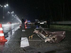 Под Киевом Range Rover протаранил ВАЗ есть жертвы 