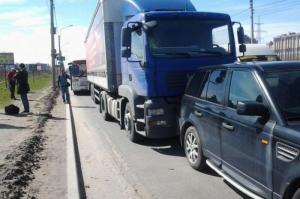 В ДТП с маршруткой на севере Петербурга пострадали 10 человек