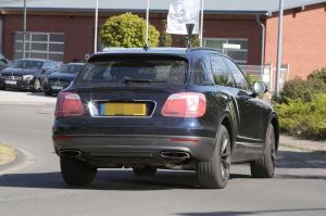 Шпионские снимки Bentley Bentayga 2016 года 