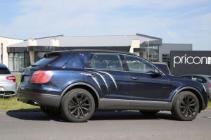 Шпионские снимки Bentley Bentayga 2016 года 